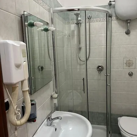 Termini Star Πανσιόν 2*