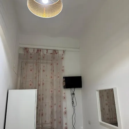 Termini Star ゲストハウス 2*